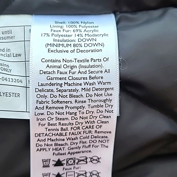 Eddie Bauer black winter parka w/faux fur trimmed hood. Women's petite large. - Picture 12 of 13